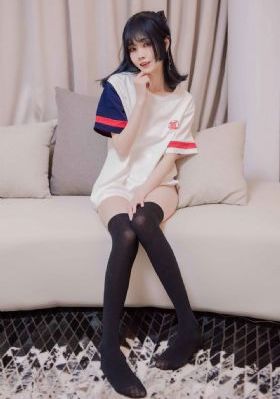 国产护士小芳在线观看_高清电影