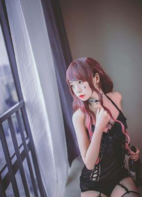 人妖演唱_720高清免费观看
